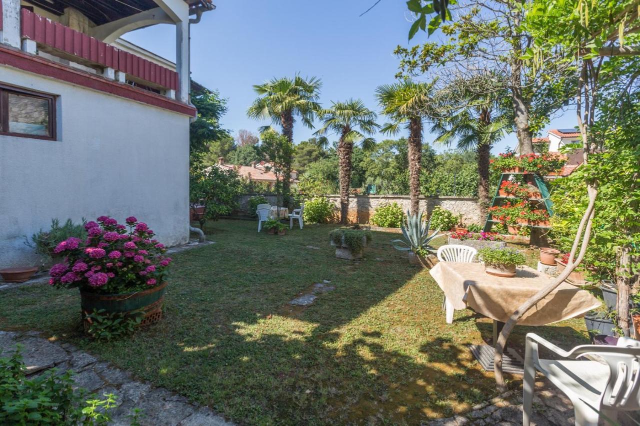 Anamarija Apartments Near The Beach And The Fantastic Adria Sea With Over 10 Small Islands Close By Funtana Eksteriør billede