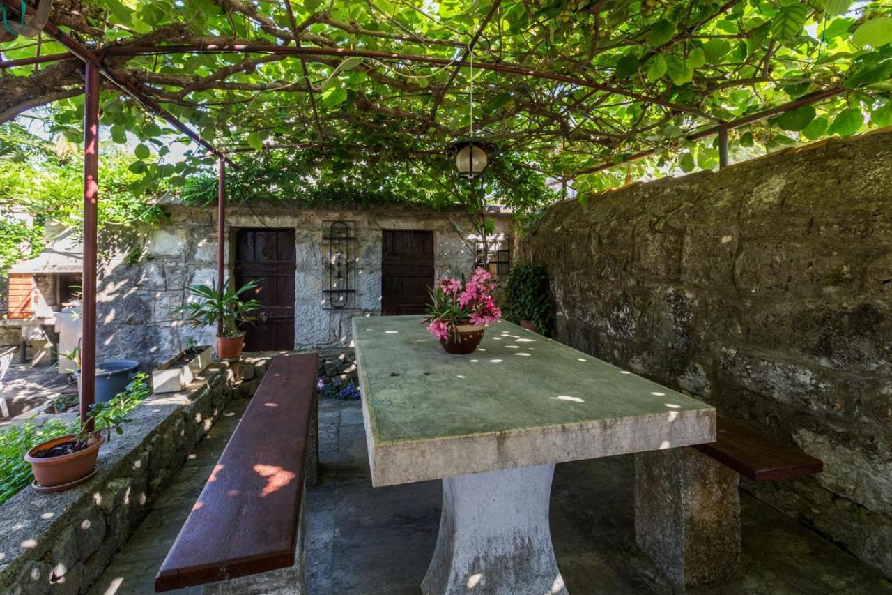 Anamarija Apartments Near The Beach And The Fantastic Adria Sea With Over 10 Small Islands Close By Funtana Eksteriør billede