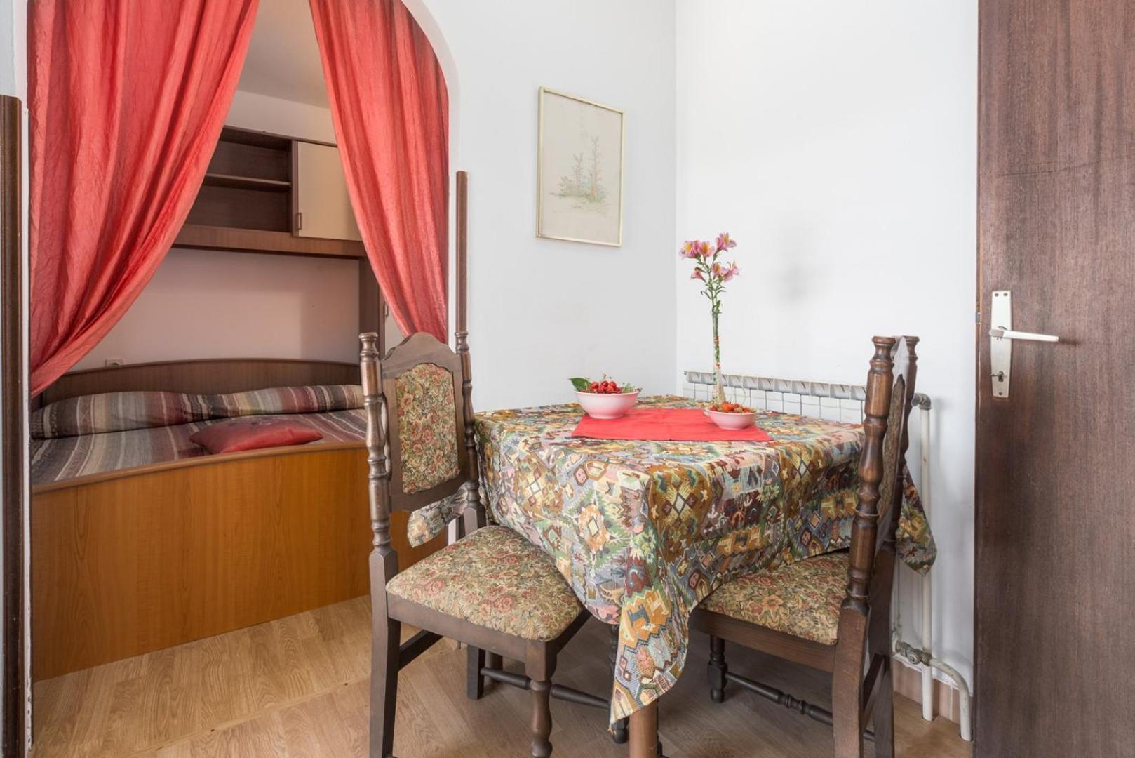 Anamarija Apartments Near The Beach And The Fantastic Adria Sea With Over 10 Small Islands Close By Funtana Eksteriør billede