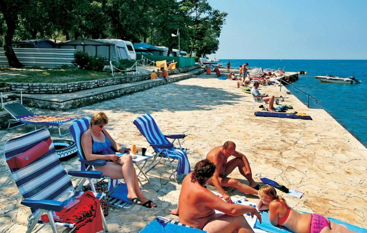Anamarija Apartments Near The Beach And The Fantastic Adria Sea With Over 10 Small Islands Close By Funtana Eksteriør billede